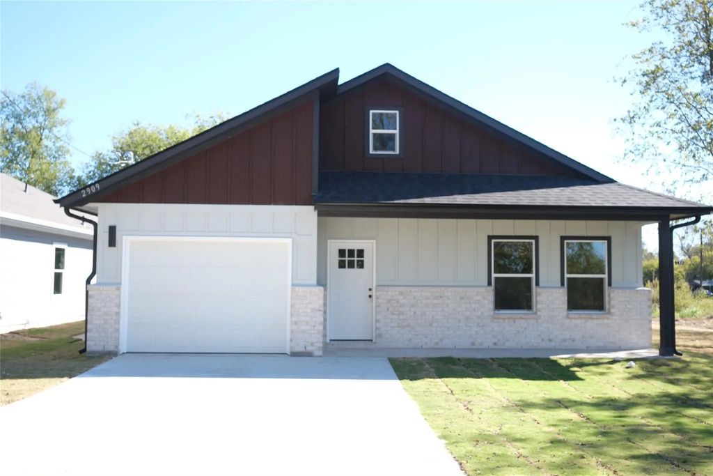 2911 Langford Street, Greenville