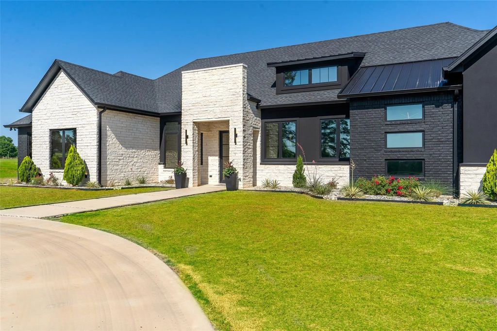 2804 Buchanan Road, Hallsville