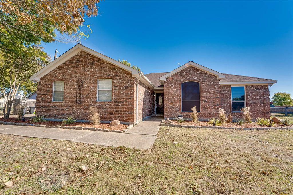 2115 The Crossings Drive, Lowry Crossing