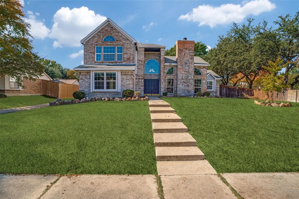 800 Ridgemont Drive, Allen