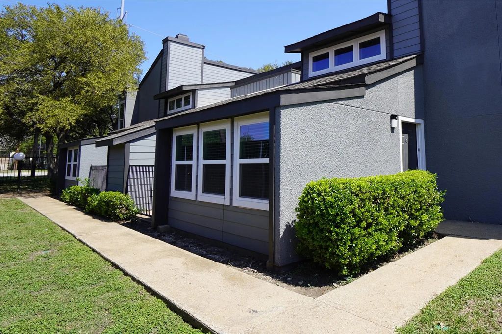 9696 Walnut Street 207, Dallas
