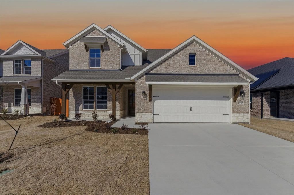 1928 Velora Drive, Haslet