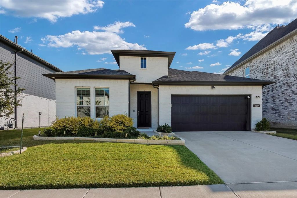 1617 Hitching Post Road, Weston
