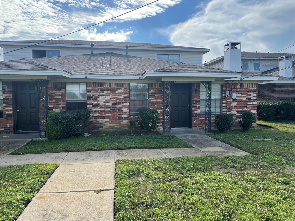 2422 W Northgate Drive, Irving