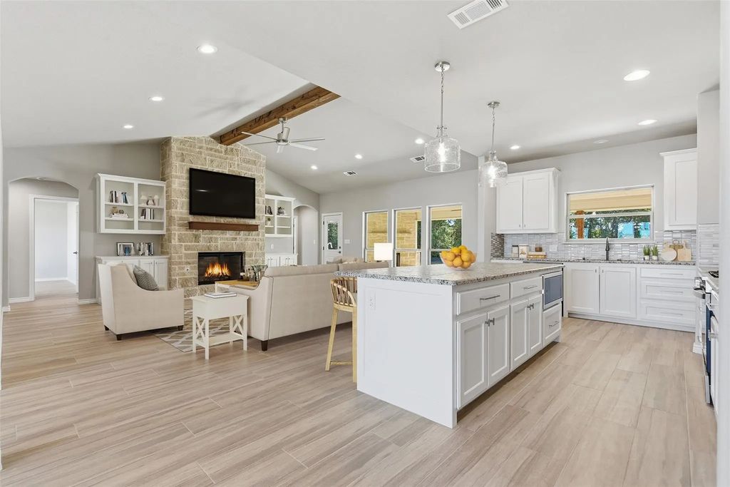 1012 Abbie Ruth Court, Springtown