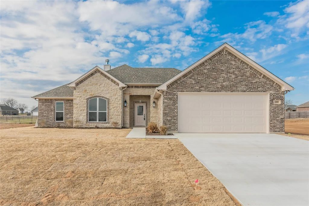 100 Aspen Circle, Paradise