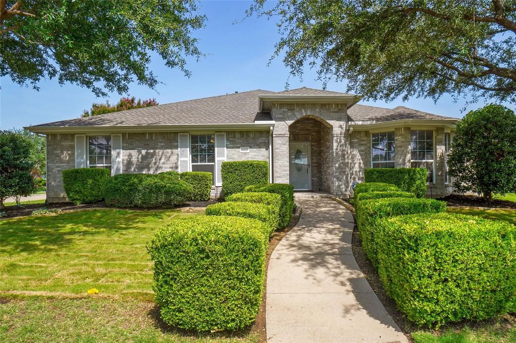 9907 Divine Court, Frisco