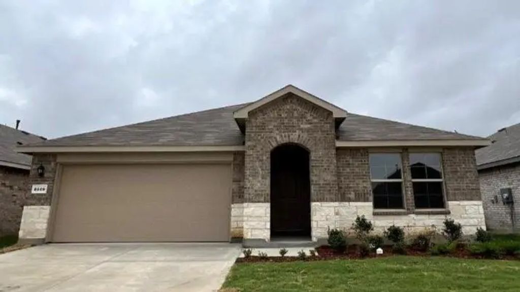 8509 Hollymead Lane, Fort Worth