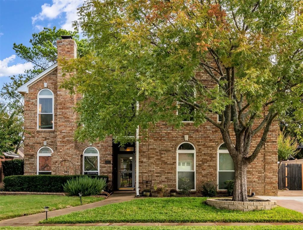 3112 Hazlewood Court, Bedford