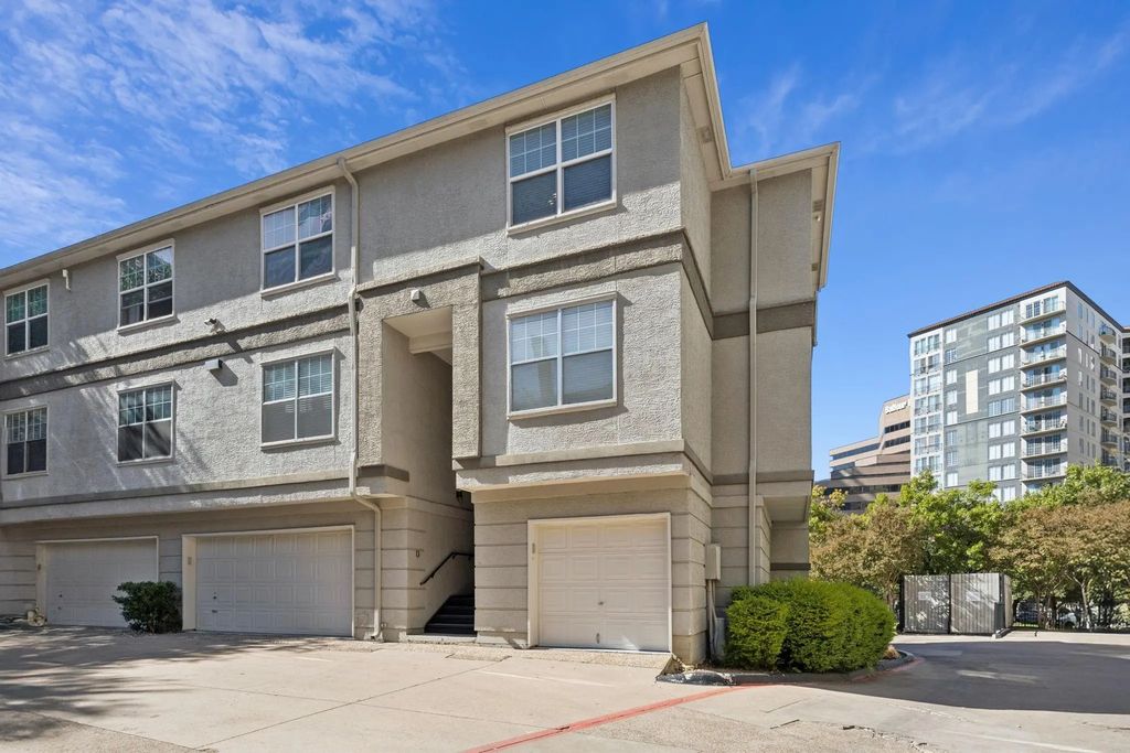 2201 Wolf Street 5201, Dallas