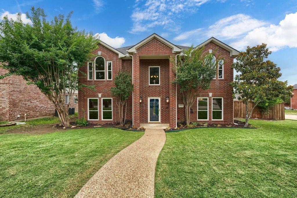 2309 York Court, Carrollton