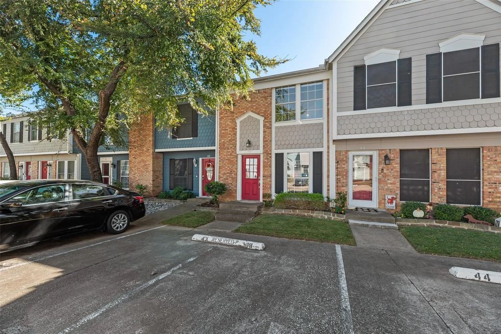 43 Abbey Road, Euless