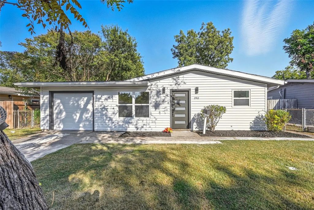2912 Charles Drive, Garland
