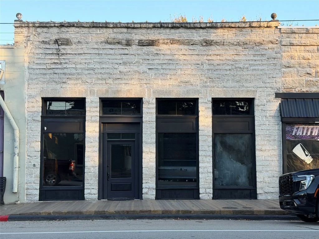 103 Barnard Street, Glen Rose