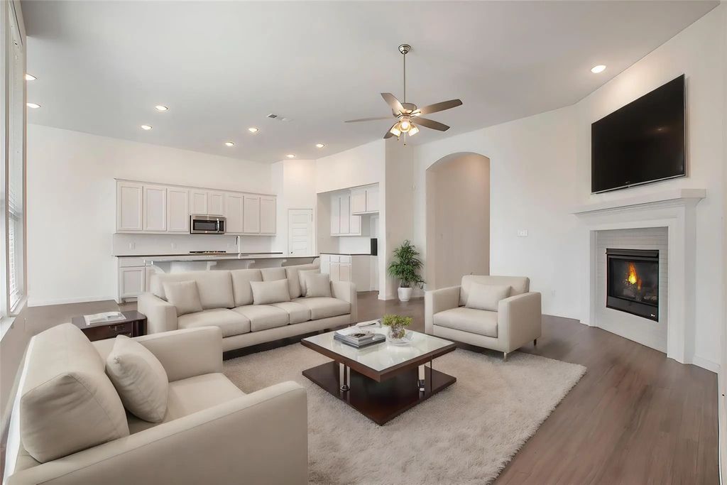 2419 Doncaster Drive, Forney