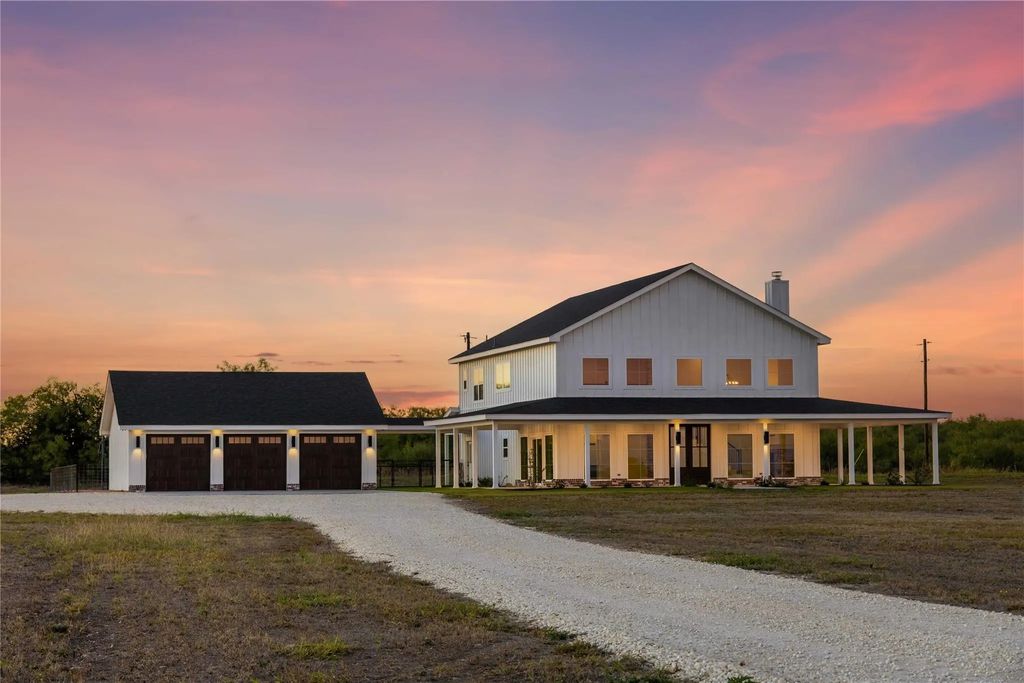 13808 State Highway 206, Coleman