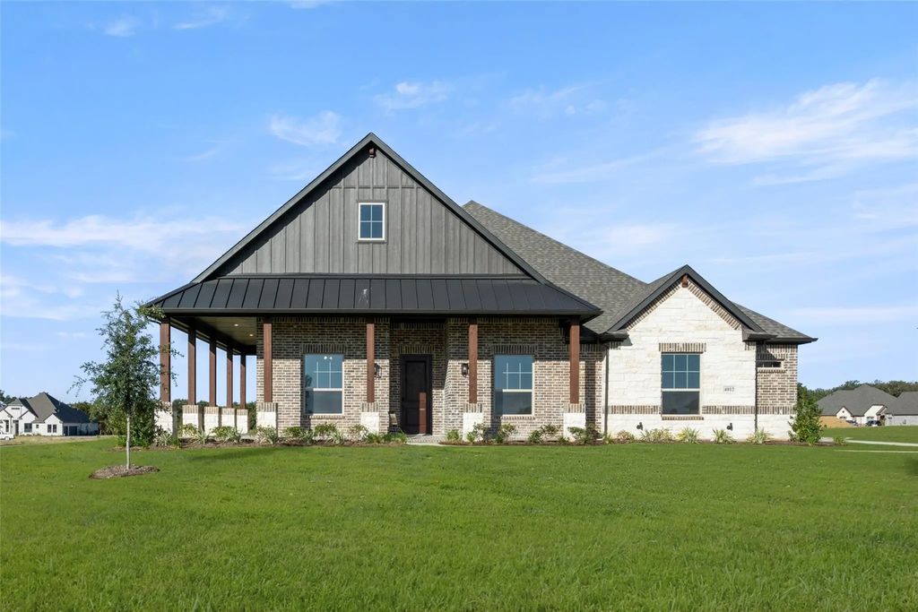4012 Twin Hills Court, Joshua