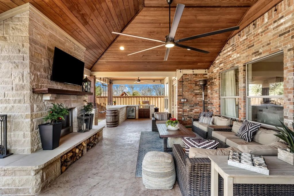 2911 Adams Drive, Melissa