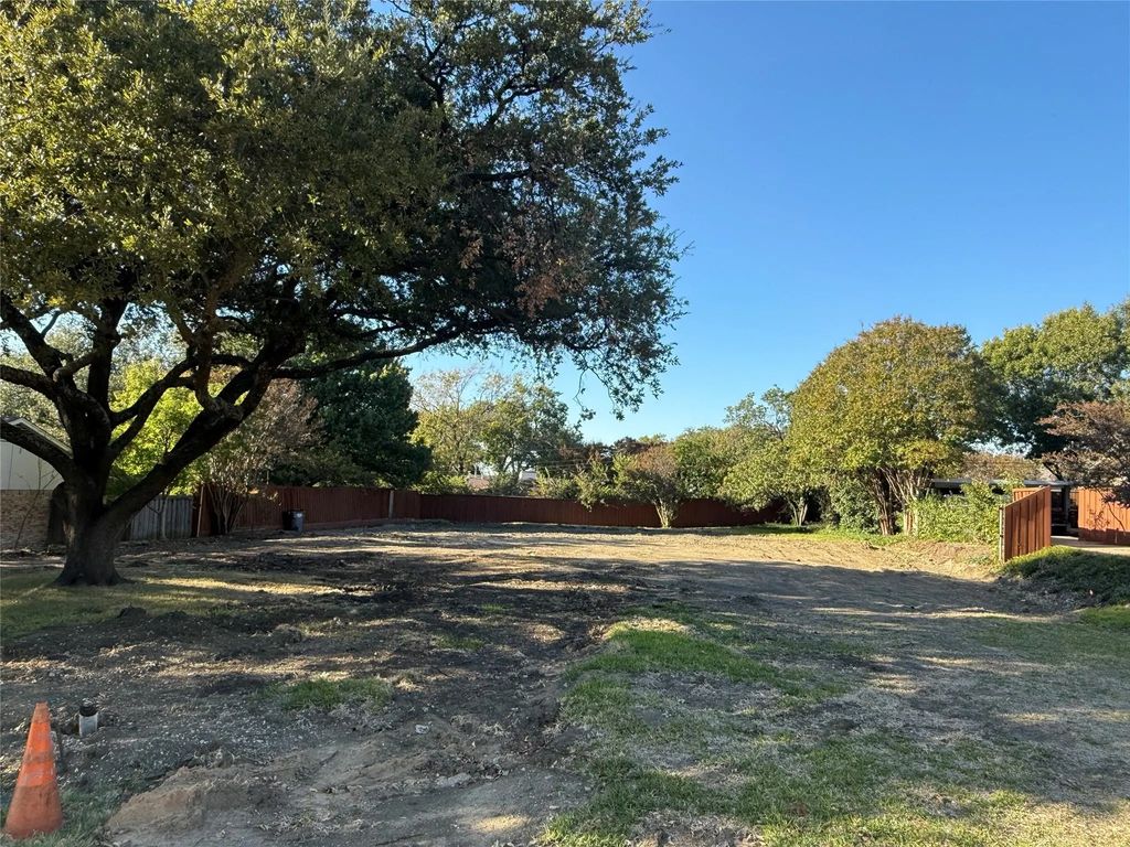 14621 Cherry Hills Drive, Farmers Branch