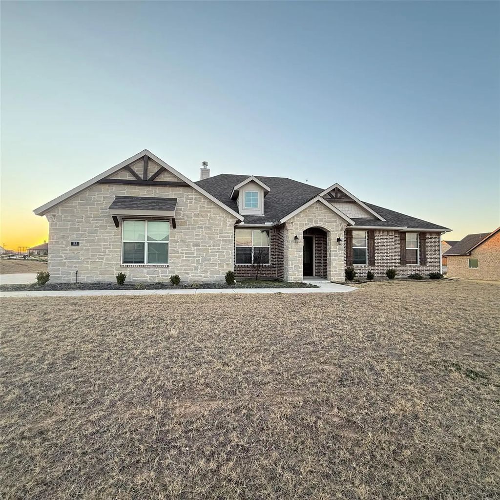 155 Spanish Moss Trail, Rhome