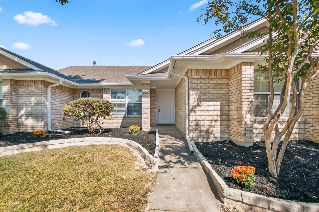1217 Wild Cherry Drive, Carrollton