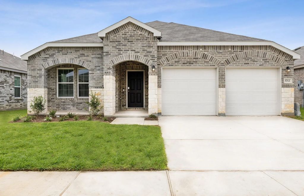 1712 Village Creek Lane, Denton