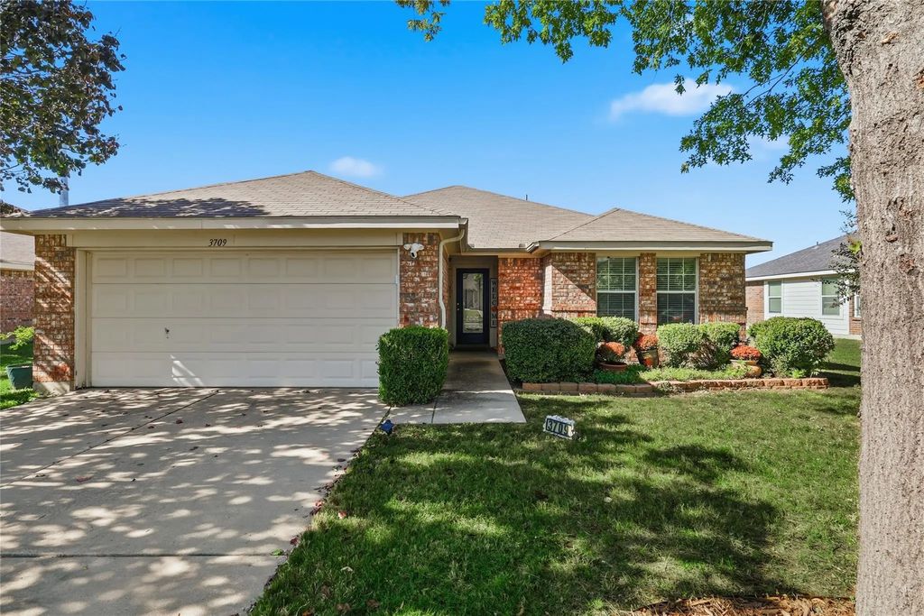 3709 Logan Drive, Denton