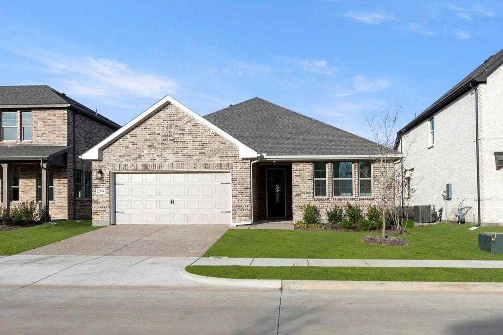2308 Myrtle Way, Melissa