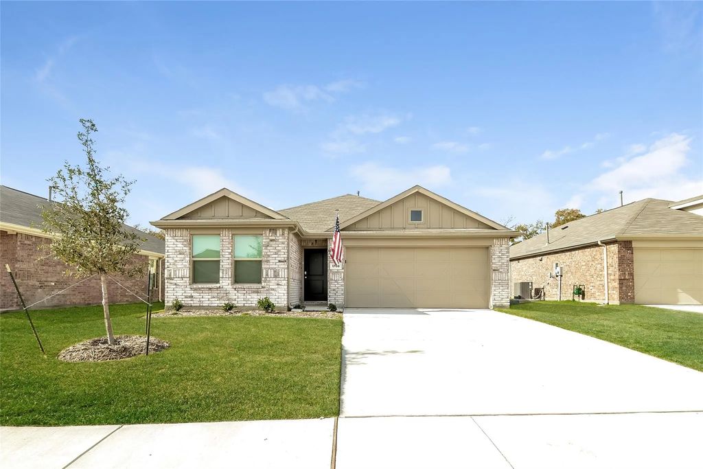 1708 Claireborne Court, Little Elm