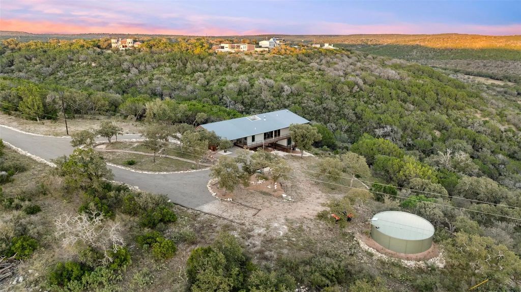 2037 Wolf Creek Ranch Road, Burnet