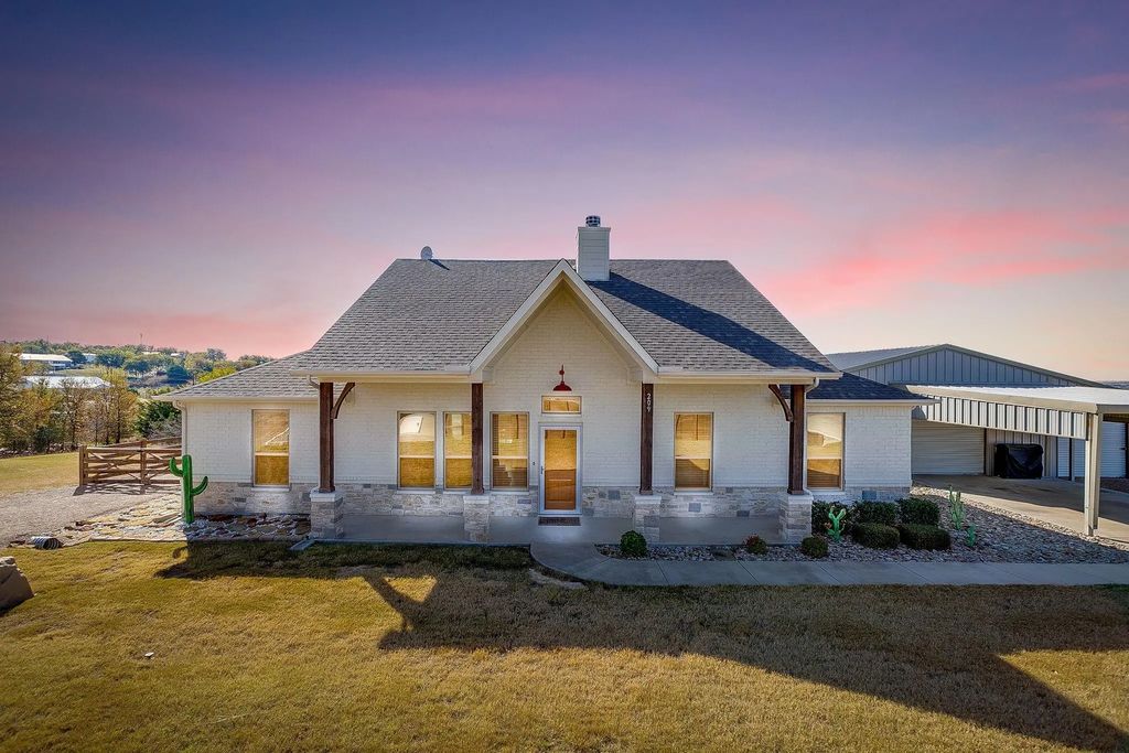 209 Timber Valley Court, Weatherford