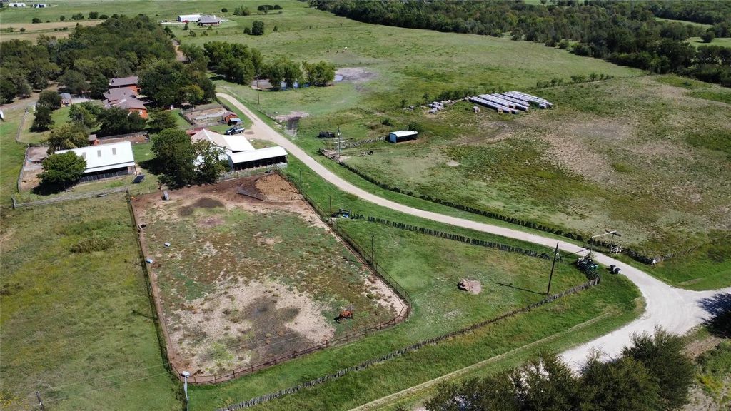 16283 County Road 1004, Blue Ridge