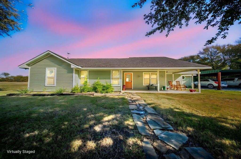 2830 Winding Oaks, Anna