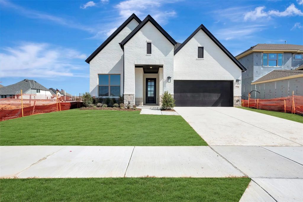 3760 Bermuda Grass Way, Grand Prairie