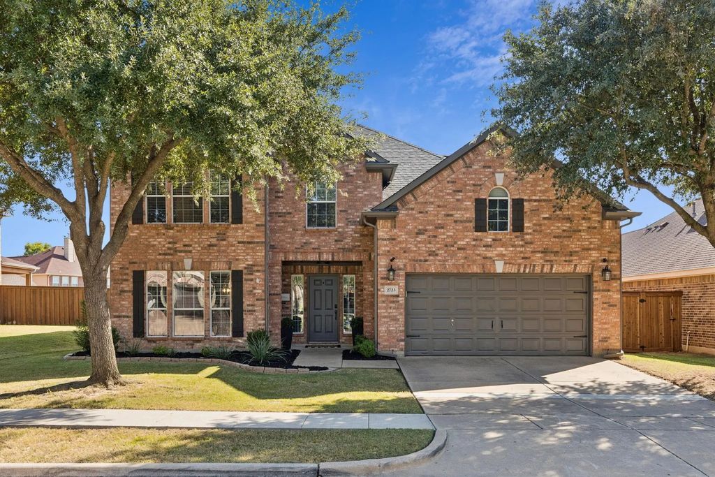2723 Ferdinand, Grand Prairie