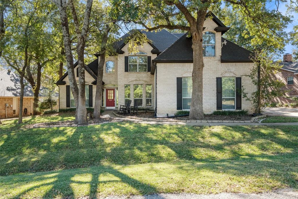 519 Runaway Bay Drive, Runaway Bay