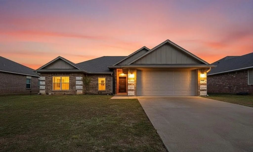 438 Ambrose Avenue, Tyler
