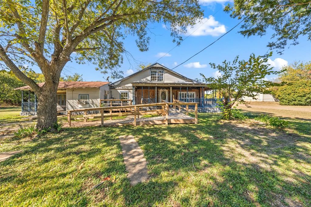 338 Western Drive, Woodway