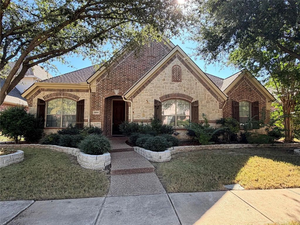 1214 Luna Lane, Garland