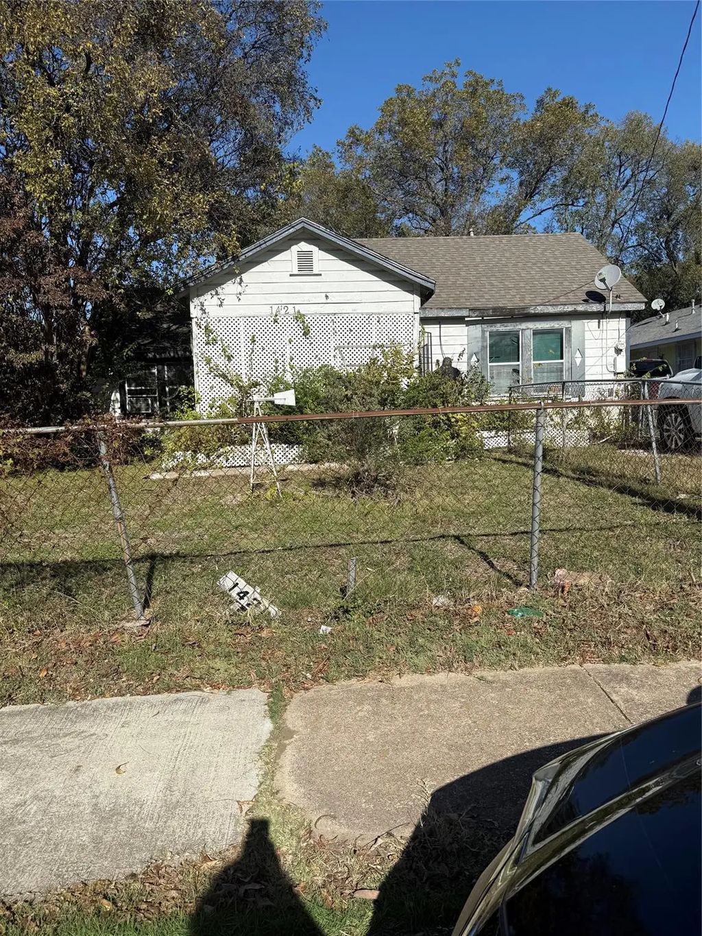 1421 E Ann Arbor Avenue, Dallas
