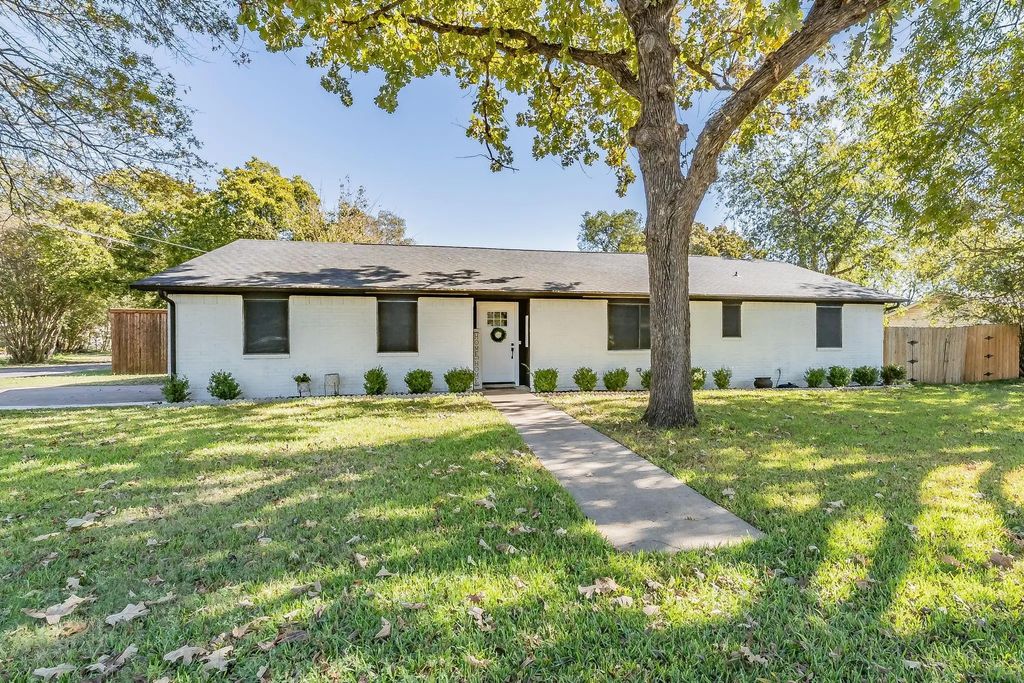 1503 Stanwood Avenue, Cleburne