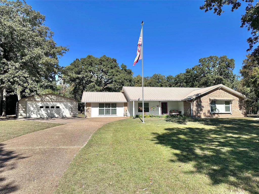 303 Brentwood Drive, Athens