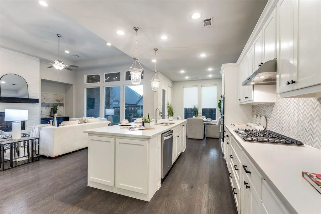 860 Walworth Drive, Prosper