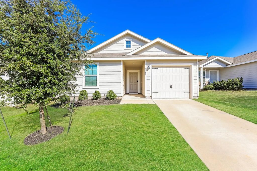 4340 Johnstown Lane, Forney