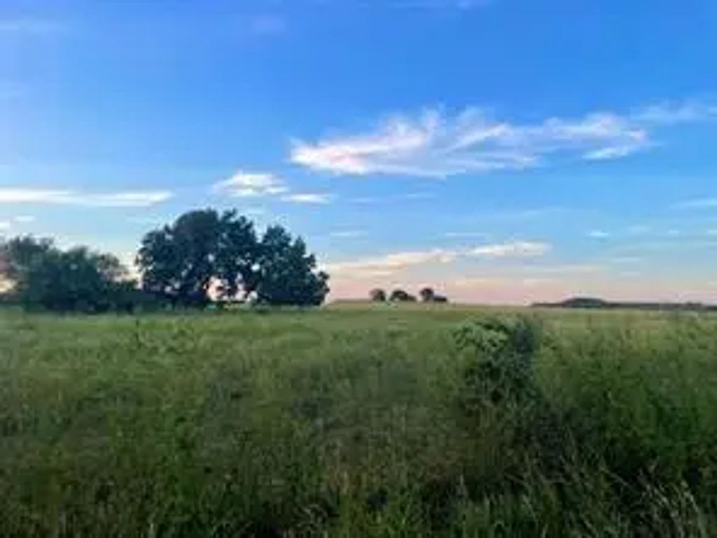 4301 County Road 1235, Cleburne