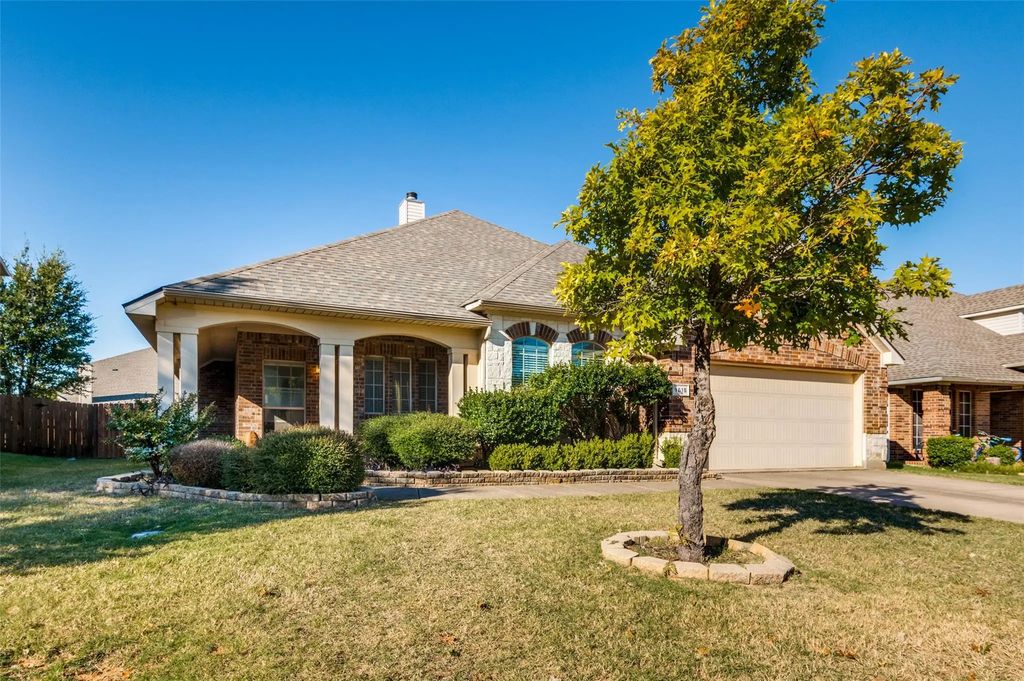 1615 Brighton Downs, Irving