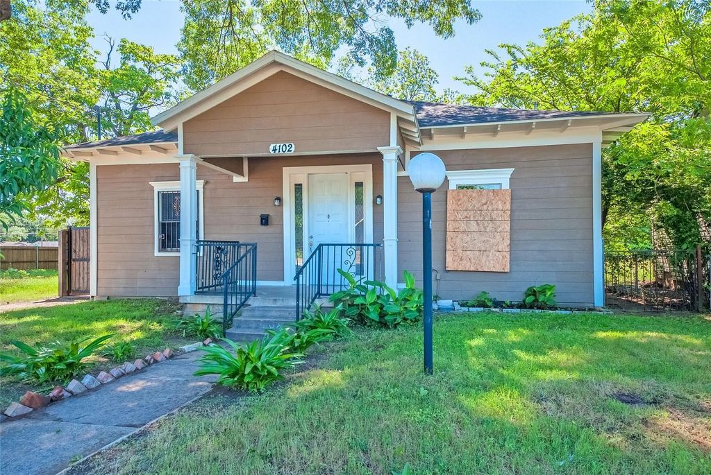 4102 Robert L Parish Sr Avenue, Dallas
