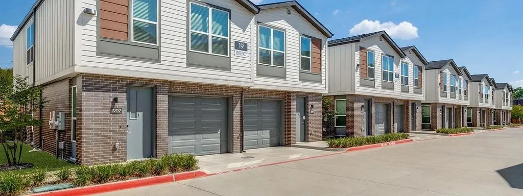 10030 Garland Road 1402, Dallas