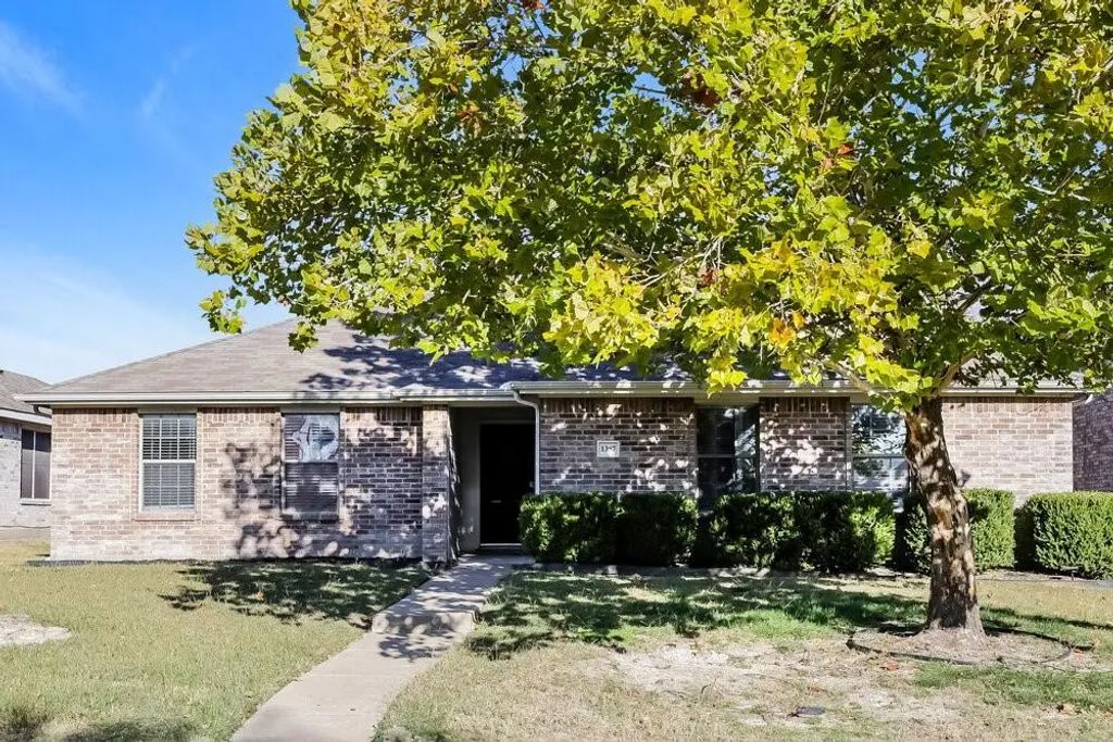 1357 Illinois Avenue, Lancaster