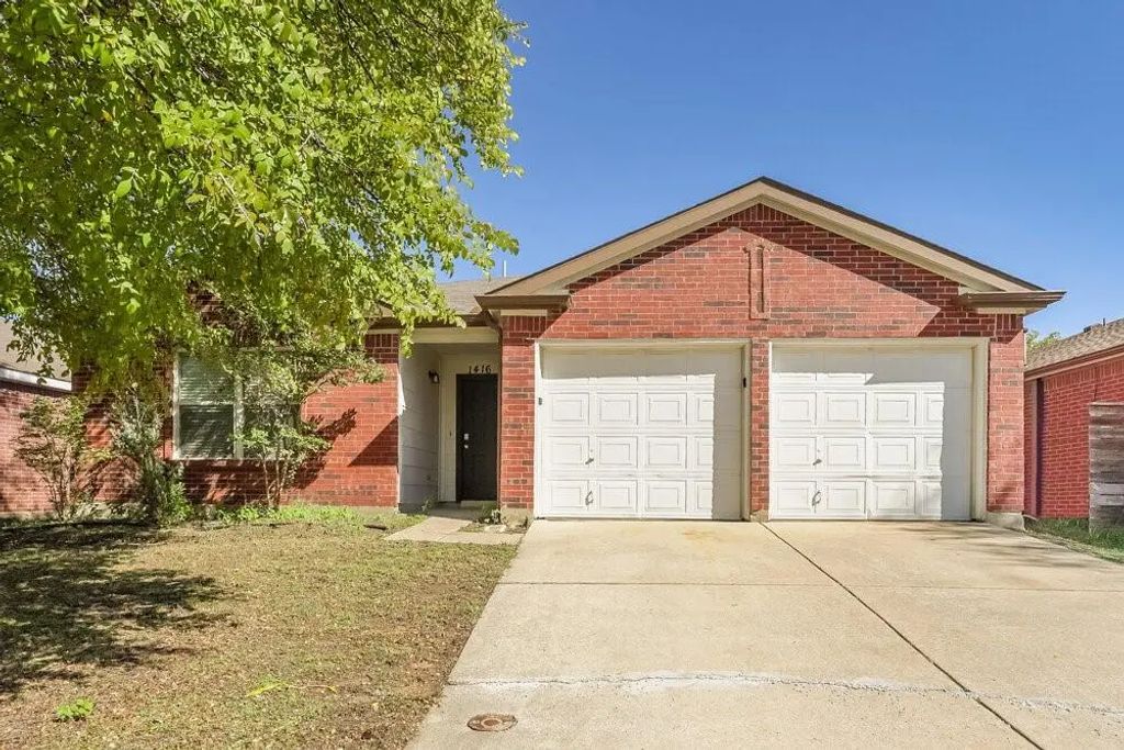 1416 Mosscreek Drive, Denton